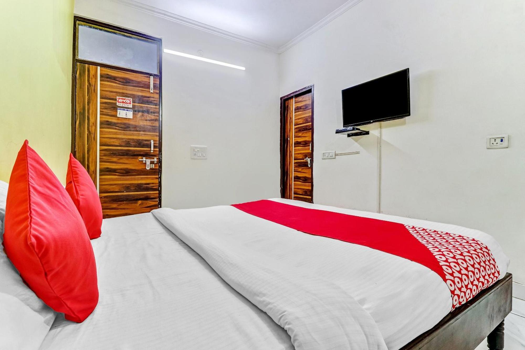 Hotel O Cozy Stay Delhi  Exterior photo